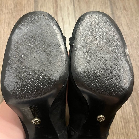 Tory Burch suede studded heels - Picture 7 of 7